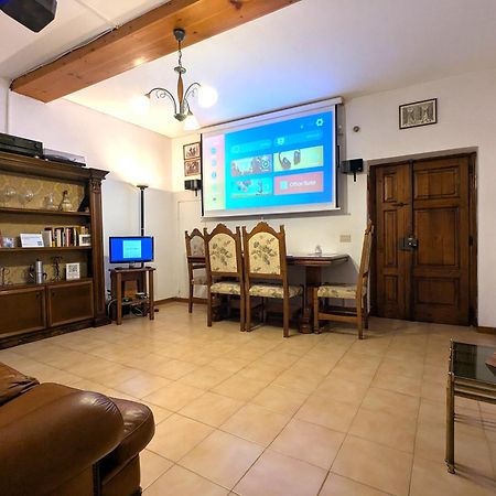Cheap Apartment In The Old Village Colle di Val d'Elsa Exterior photo